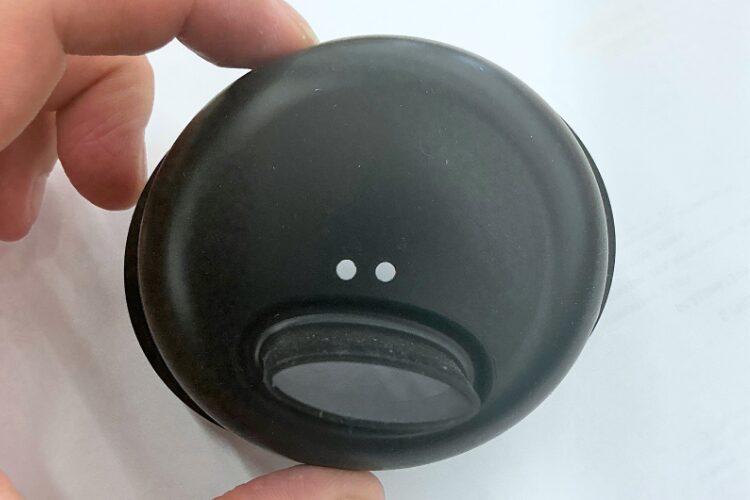 グロメット穴あけ加工